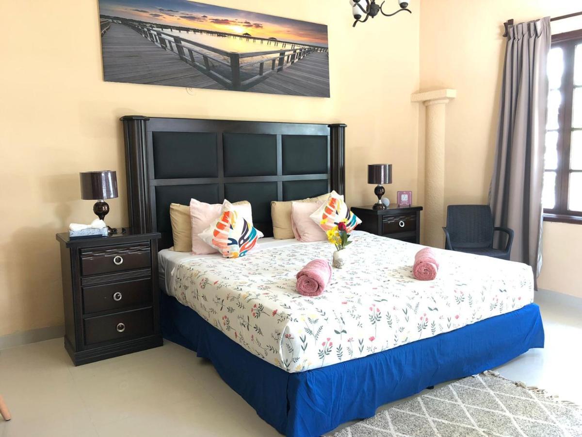 Hotel Boutique Villas Segovia 코수멜 외부 사진