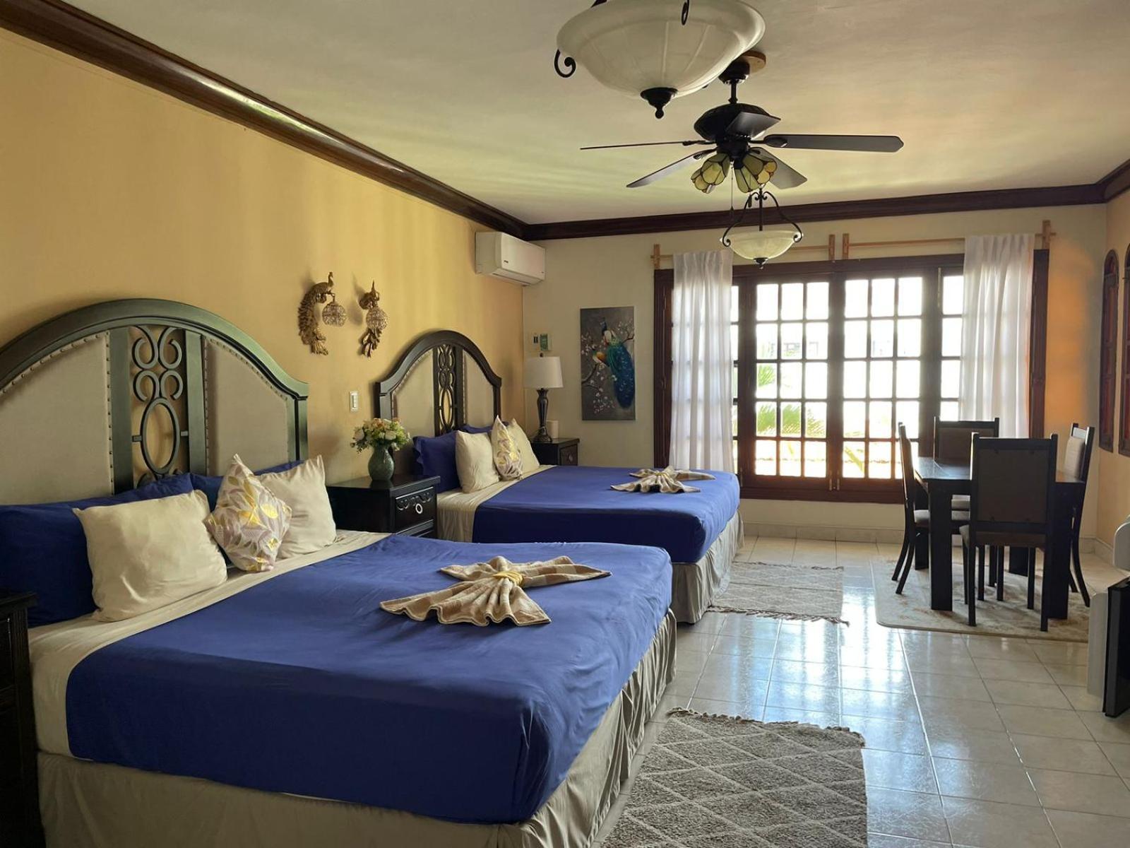 Hotel Boutique Villas Segovia 코수멜 외부 사진