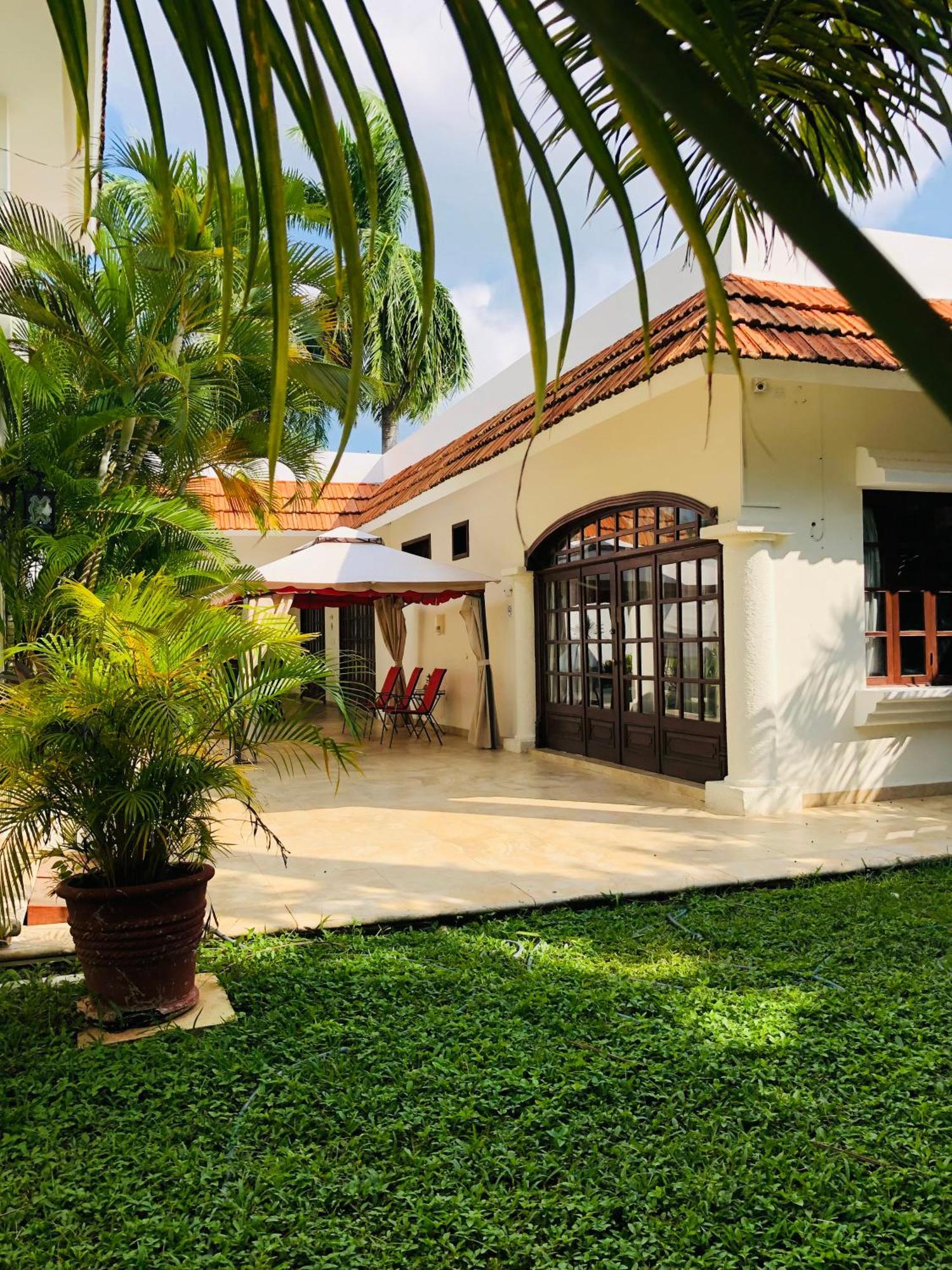Hotel Boutique Villas Segovia 코수멜 외부 사진